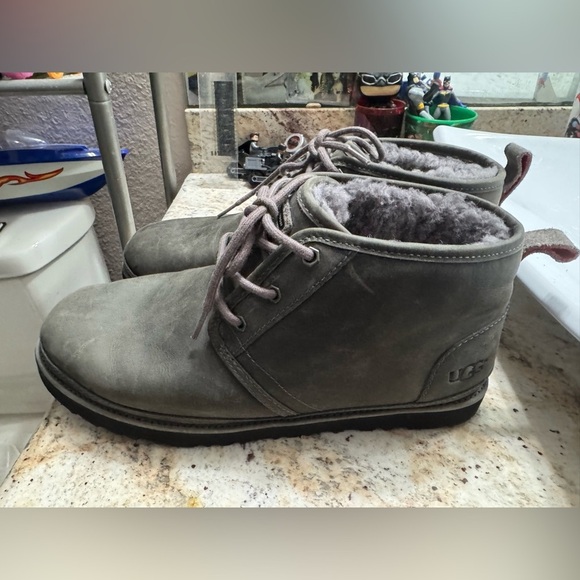 UGG MEN NEUMEL WATERPROOF CHARCOAL LEATHER SHOE US 12 NWOT - Picture 1 of 9